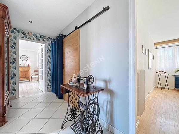 EXCLUSIVITE / NANTES ROND POINT DE VANNES Appartement T5 92m² / 3 CHAMBRES / ASCENSEUR / QUARTIER DYNAMIQUE