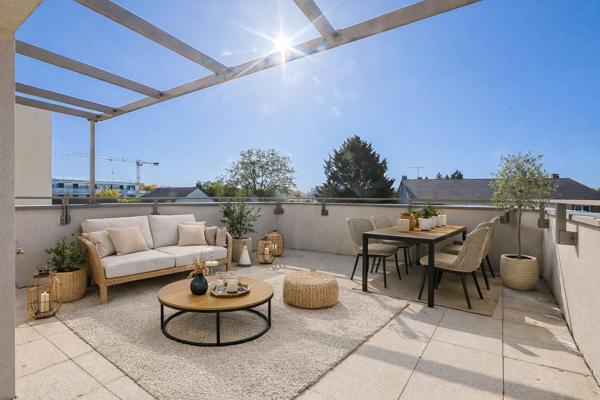 APPARTEMENT T4 DERNIER ETAGE AVEC BALCON ET TERRASSE