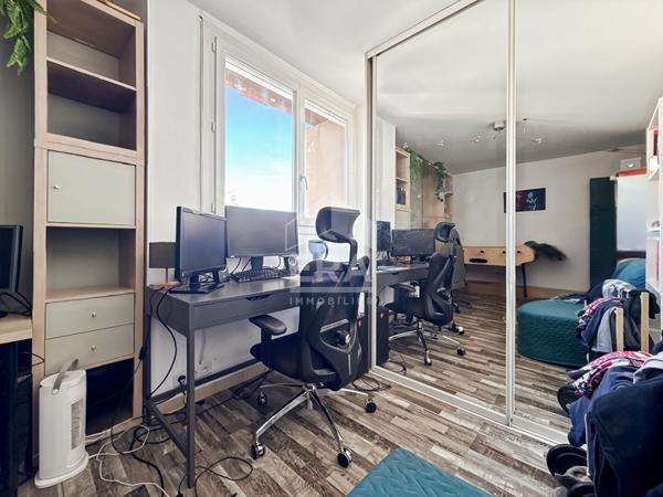 Appartement Marseille 4 pièces 82 m2 Parking