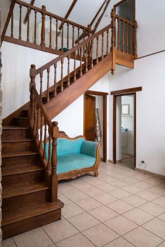 Longère rénovée, dépendances et 2,69 Ha 234 800 € H.A.I.*