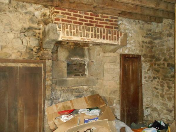 Longère rénovée, dépendances et 2,69 Ha 234 800 € H.A.I.*