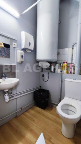 Immeuble 1 appartement + local commerciale.