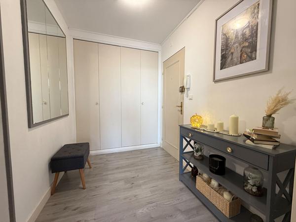 À vendre grand appartement F4 lumineux 80 m² Chelles (77500)