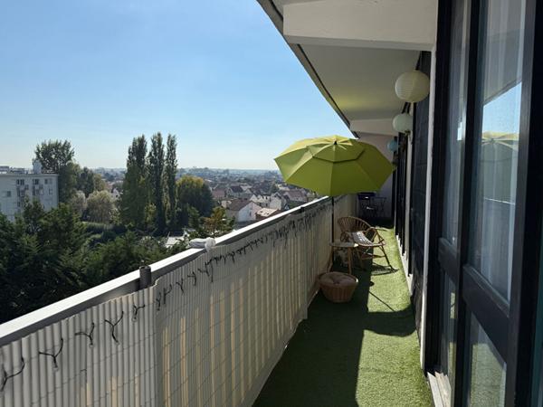 À vendre grand appartement F4 lumineux 80 m² Chelles (77500)
