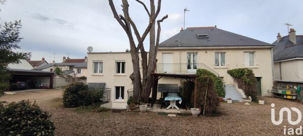 Maison 9 pièces de 282 m² à Richelieu (37120)