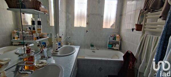 Maison 9 pièces de 282 m² à Richelieu (37120)