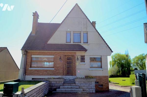 Maison de ville individuelle sur sous-sol complet