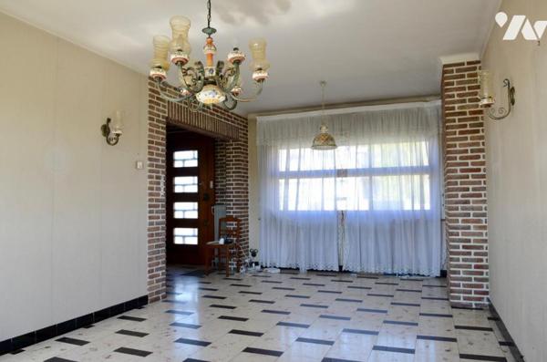 Maison de ville individuelle sur sous-sol complet