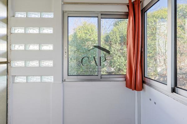 Aix-en-Provence (13100) AIX EN PROVENCE Quartier des Facultés T4 lumineux et traversant avec grande terrasse, garage et cave