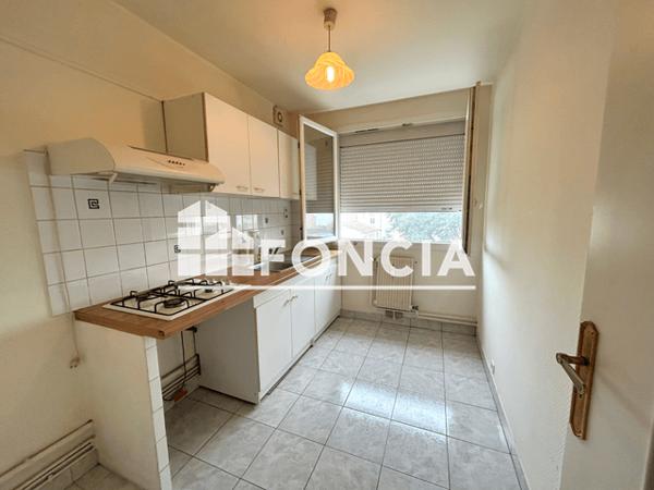 Location Studio 26.39 m² - Rochefort 17300