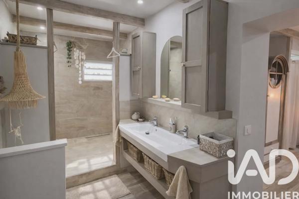 Maison à vendre 8 pièces 188 m² Vieux-Habitants