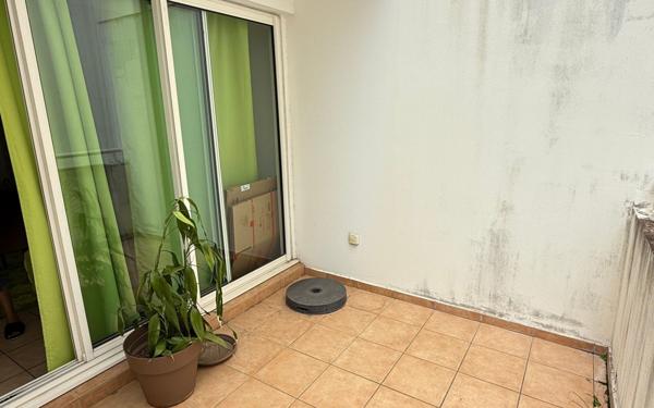 Appartement à vendre    2 pièces • 42,56 m2 Saint-Denis