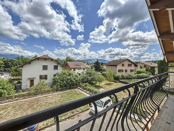 Appartement 3 pièces de 49,70 m² au sol, à vendre sur la commune de Poisy