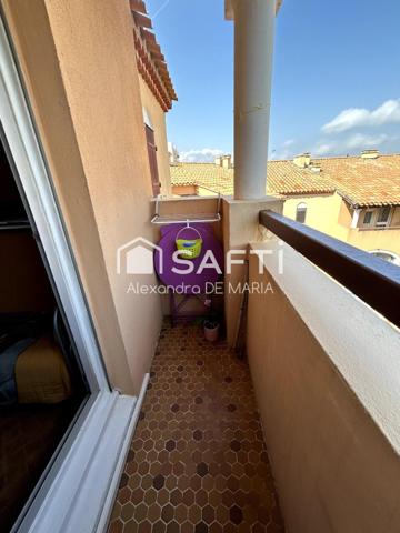 STUDIO AVEC BALCON + LOCAL DE RANGEMENT  A 50 M DE LA MER
