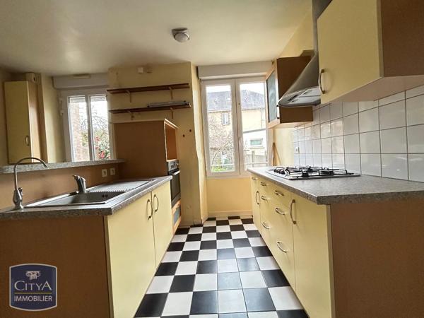 Maison à louer 2 pièces 44m² Laval (53000)