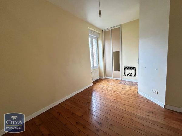 Maison à louer 2 pièces 44m² Laval (53000)