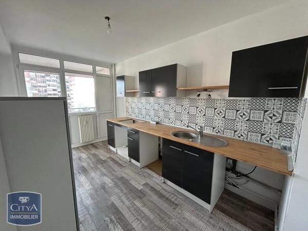 Appartement à louer 4 pièces 84.69m² Villars (42390)