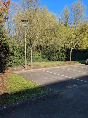 Place de parking dans résidence sécurisée