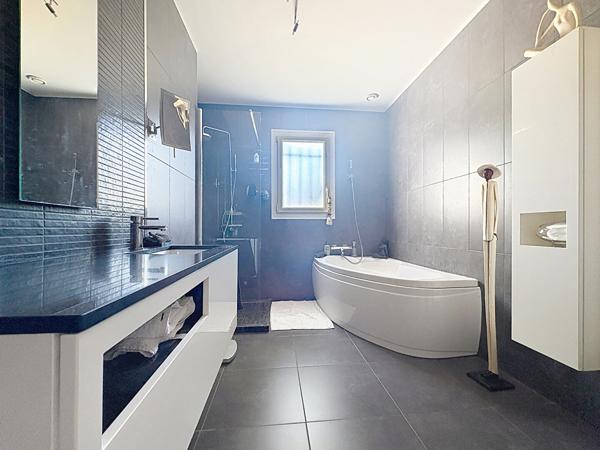 Quartier Portereau/Le Chêne, Maison familiale, Plain-pied, Jardin, Calme, Verdoyant, 3 chambres, Bus 97, Sèvre, Commerces