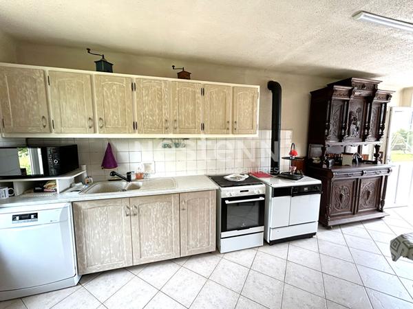 LONGERE 5 CHAMBRES AVEC DÉPENDANCES SUR TERRAIN DE 5800 M² EN CAMPAGNE DE VALENCAY (INDRE 36)