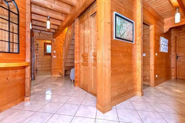 Vente Maison 6 pièces 204 m2 à Yenne