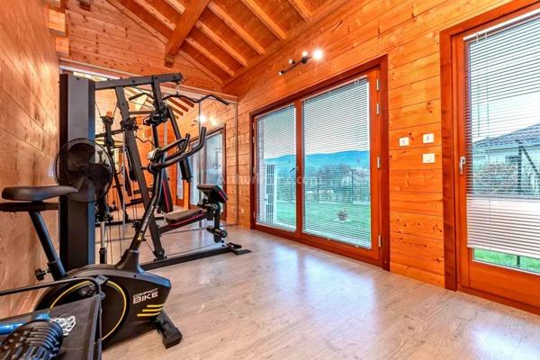 Vente Maison 6 pièces 204 m2 à Yenne