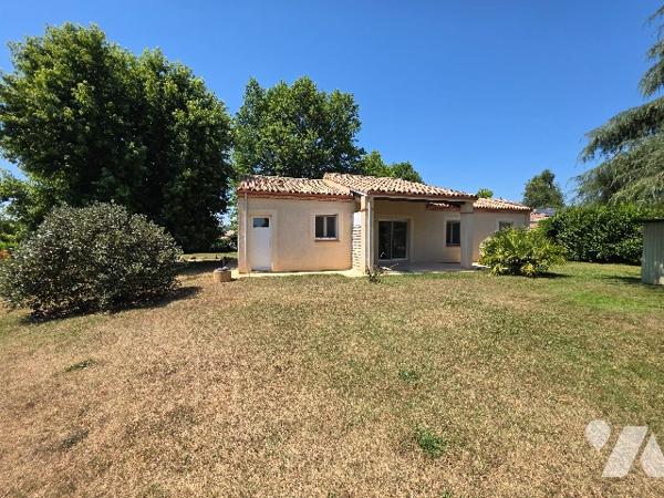 Propriété d'exception : 2 maisons, piscine et 5 000 m² de terrain