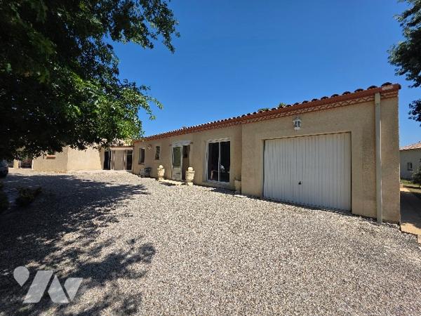 Propriété d'exception : 2 maisons, piscine et 5 000 m² de terrain