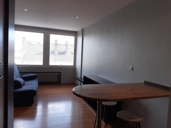 Appartement 1 pièce                                        - 69100 Villeurbanne Réf : 5581