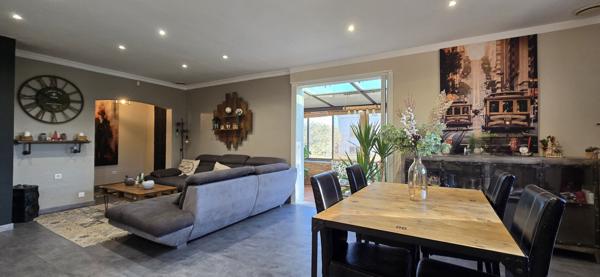 L'Isle-sur-la-Sorgue (84800) Villa 185m²- maison principale et appartement indépendant - Piscine - Terrain 728m²