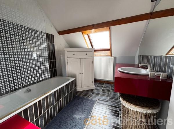 Vente
                Maison131 m² - 5 Pièces -
                    PONT DE SALARS (12290)