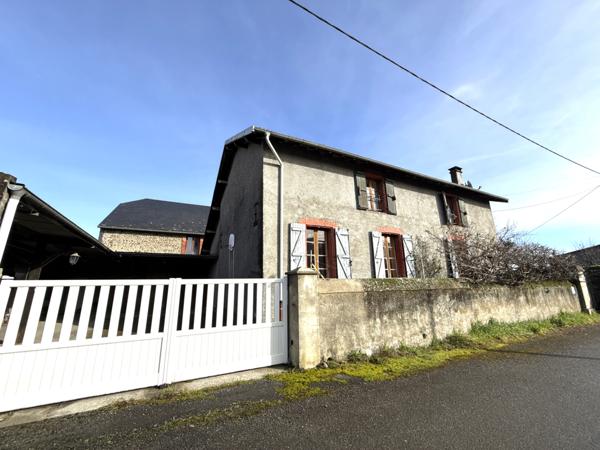 Ugnouas (65140) Maison de village UGNOUAS