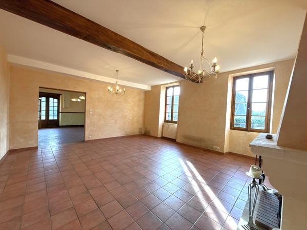 Ugnouas (65140) Maison de village UGNOUAS