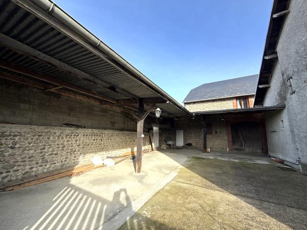 Ugnouas (65140) Maison de village UGNOUAS