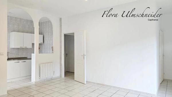 Appartement de plain-pied, en RDC d'une maison, à vendre à SEYSSEL (01), avec terrasse, à 40 mn d'Aix-les-Bains, 50 mn de Genève et 1H30 de Lyon.