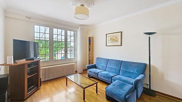 Maison F7 avec beau terrain