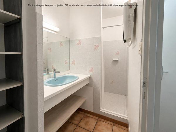 À Castanet-Tolosan, au 59 avenue du Lauragais, découvrez ce T2 d’environ 34,75 m², libre de tout occupant, avec stationnement privatif.