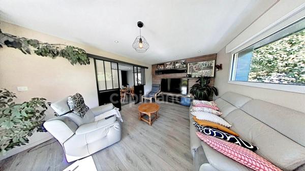 Maison à vendre 8 pièces QUINGEY (25)