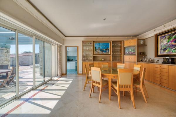 Île de Ré - Propriété exceptionnelle en première ligne face à l'océan