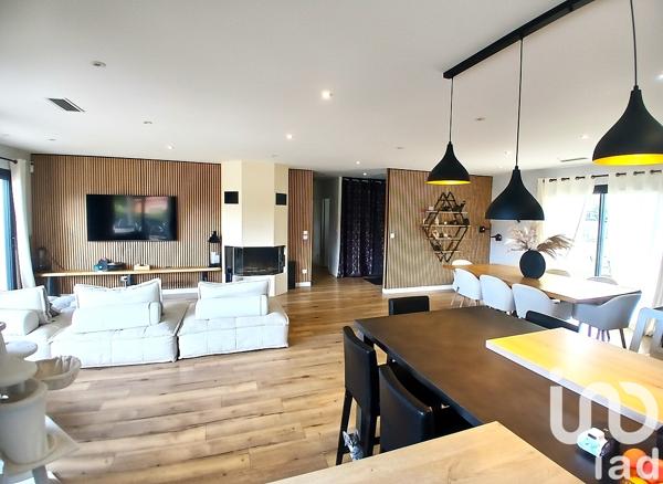 Maison à vendre 7 pièces 177 m² Golfech
