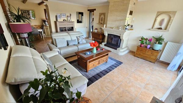 Houdan 10 mn / Gambais 5 mn / Maison familiale en parfait état 6 chambres + local