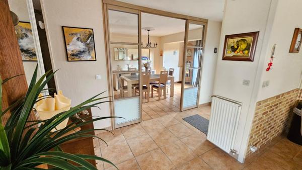 Houdan 10 mn / Gambais 5 mn / Maison familiale en parfait état 6 chambres + local
