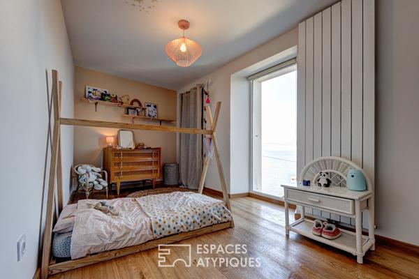 Une villa singulière face au Léman