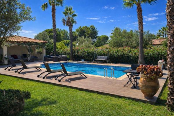 LE MUY Élégante villa contemporaine avec piscine - Côte d'Azur