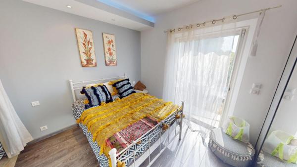 LE MUY Élégante villa contemporaine avec piscine - Côte d'Azur