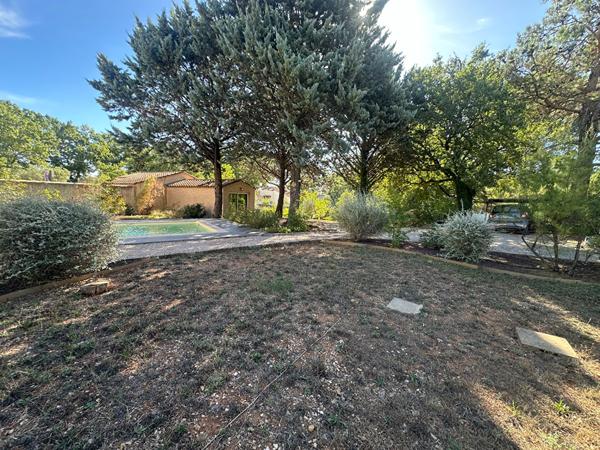 A VENDRE 83470 SAINT MAXIMIN LA SAINTE BAUME MAISON T5 DE 120 M² SUR 1200 M² DE JARDIN PISCINE DEPENDANCE