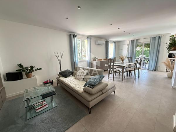 A VENDRE 83470 SAINT MAXIMIN LA SAINTE BAUME MAISON T5 DE 120 M² SUR 1200 M² DE JARDIN PISCINE DEPENDANCE