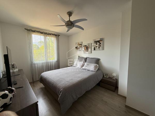 A VENDRE 83470 SAINT MAXIMIN LA SAINTE BAUME MAISON T5 DE 120 M² SUR 1200 M² DE JARDIN PISCINE DEPENDANCE