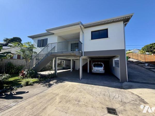 SAINT PAUL MAISON RECENTE T5 PARKINGS ET VUE