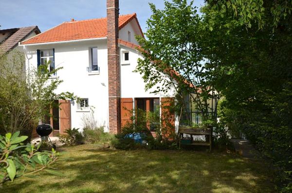 Maison Sainte Genevieve Des Bois 5 pièces 90 m²